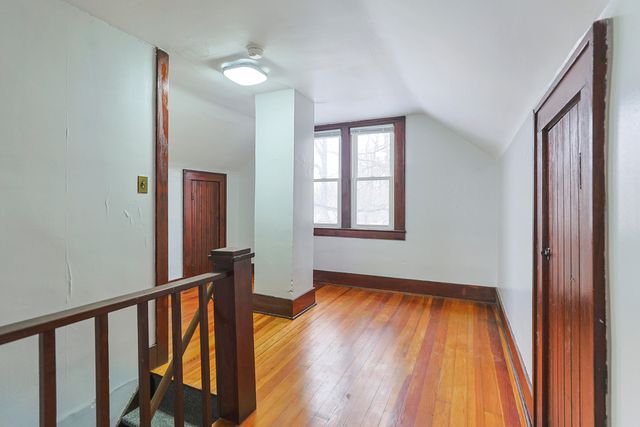 11 N Barrett Street, Niles, MI 49120