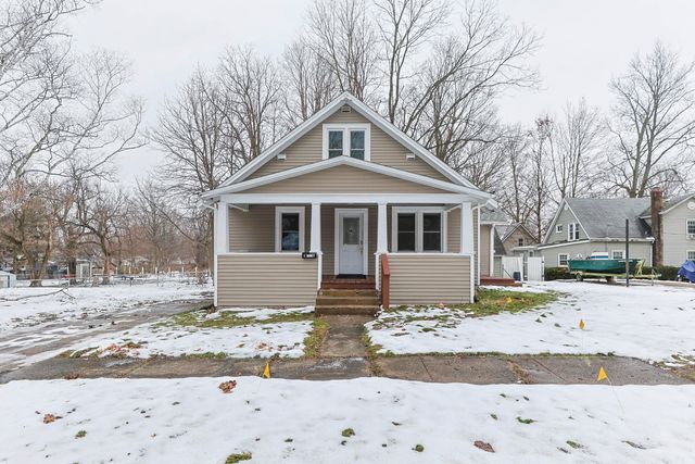 11 N Barrett Street, Niles, MI 49120