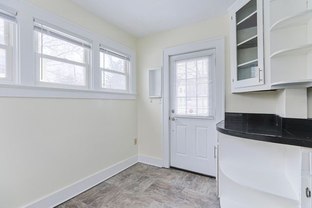 11 N Barrett Street, Niles, MI 49120