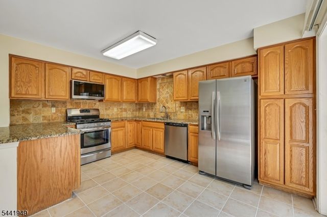 2602 Johnson Cir, Bridgewater Twp., NJ 08807