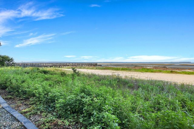 239 Beach City Rd Apt 1318, Hilton Head Island, SC 29926