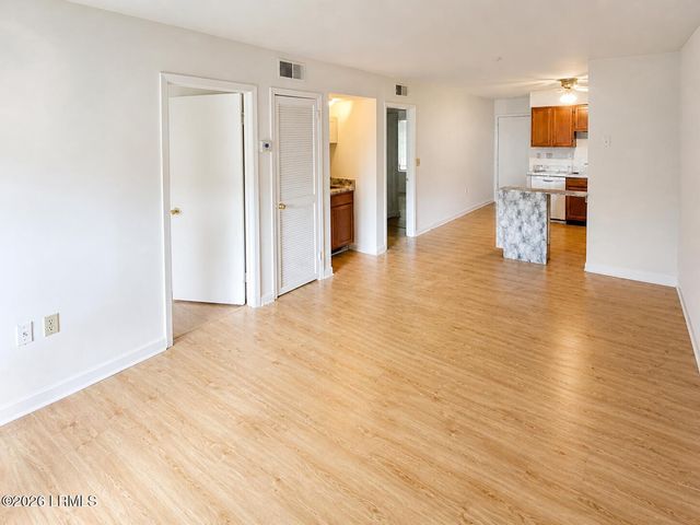 239 Beach City Rd Apt 1318, Hilton Head Island, SC 29926