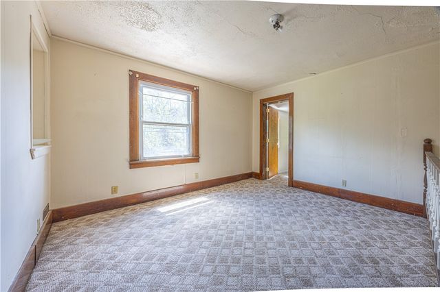 225 Lynn Rd, Brownsville, PA 15417