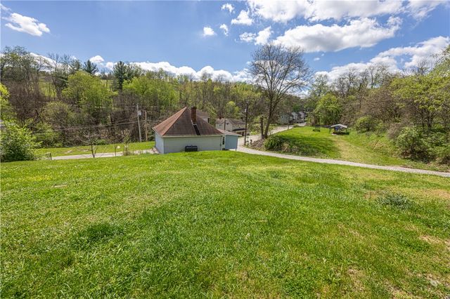 225 Lynn Rd, Brownsville, PA 15417