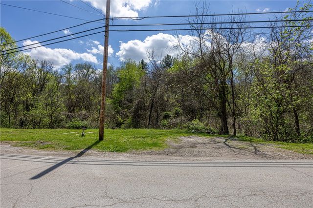225 Lynn Rd, Brownsville, PA 15417