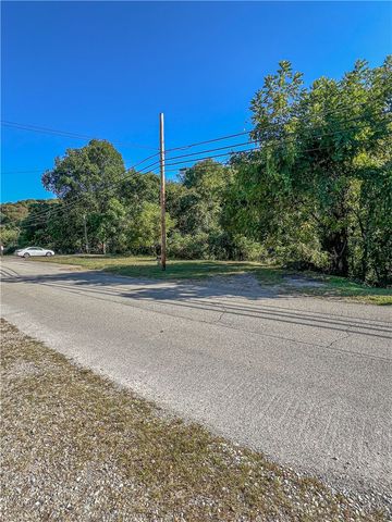 225 Lynn Rd, Brownsville, PA 15417