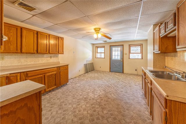 225 Lynn Rd, Brownsville, PA 15417
