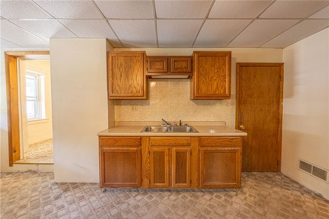 225 Lynn Rd, Brownsville, PA 15417