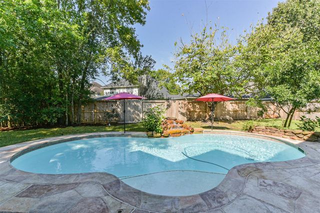 12902 Chalfield Circle, Houston, TX 77044