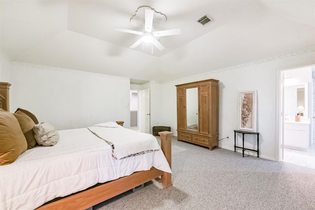 12902 Chalfield Circle, Houston, TX 77044