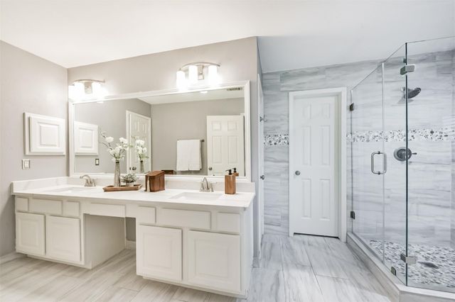 12902 Chalfield Circle, Houston, TX 77044