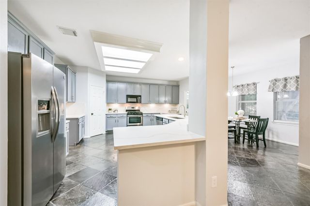 12902 Chalfield Circle, Houston, TX 77044