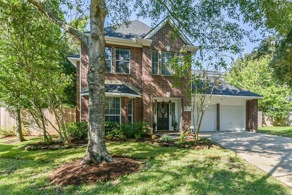 12902 Chalfield Circle, Houston, TX 77044