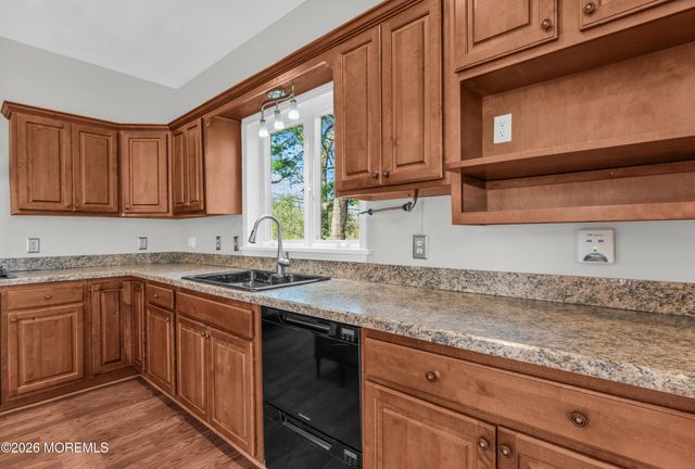 85 Squankum Road, Tinton Falls, NJ 07724