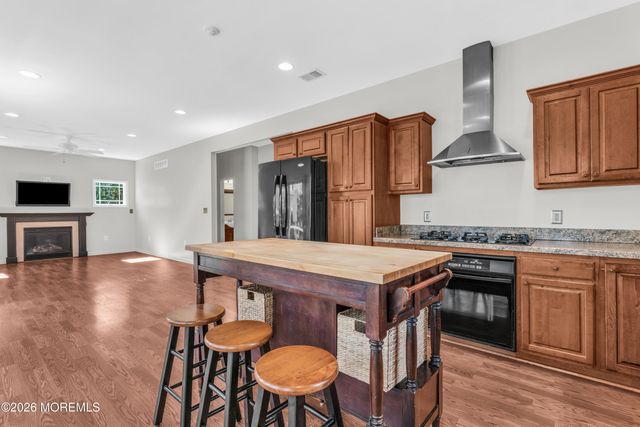 85 Squankum Road, Tinton Falls, NJ 07724