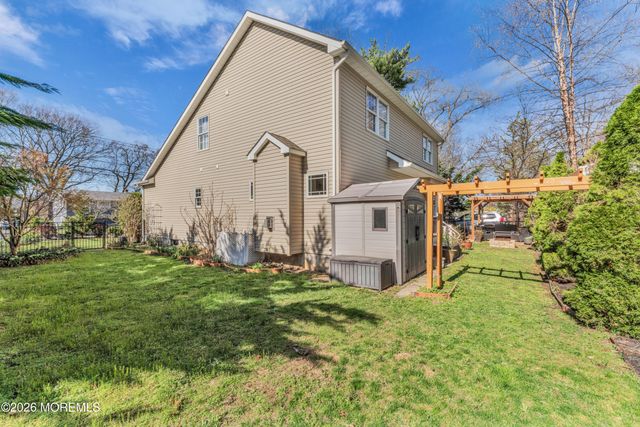 85 Squankum Road, Tinton Falls, NJ 07724