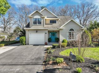 85 Squankum Road, Tinton Falls, NJ 07724