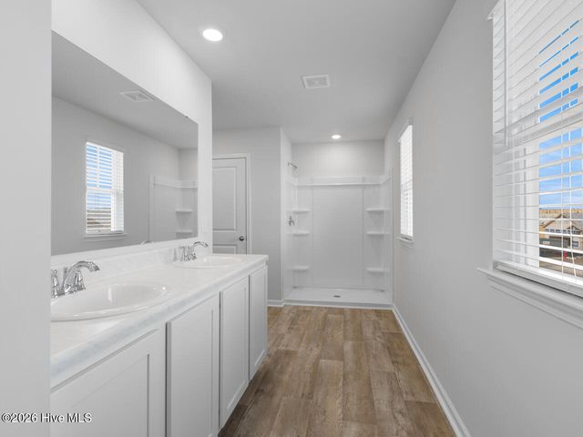 449 Driftwood Drive 34, Richlands, NC 28574