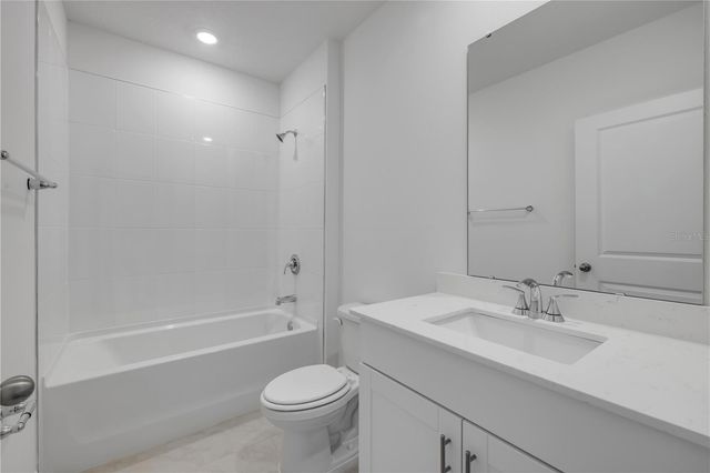 779 SUNSHOWER DRIVE, Lady Lake, FL 32159