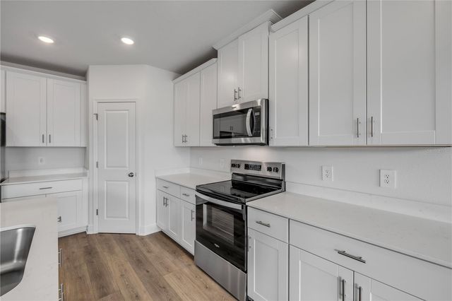 779 SUNSHOWER DRIVE, Lady Lake, FL 32159