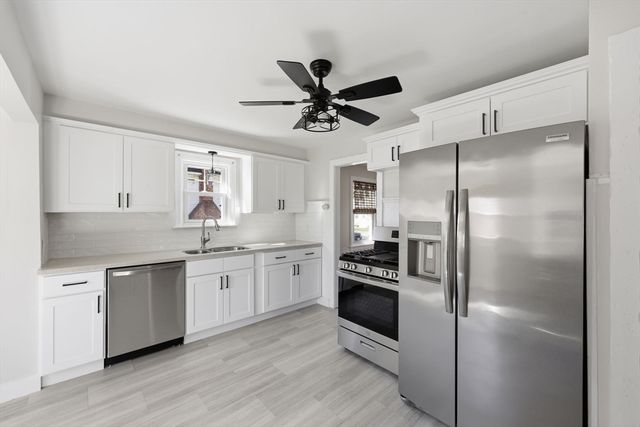83 Ellsworth Ave, Springfield, MA 01118