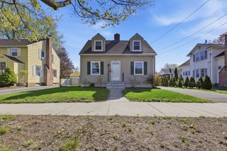 83 Ellsworth Ave, Springfield, MA 01118