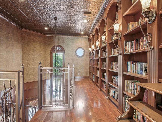 1436 JOHN RINGLING PARKWAY, Sarasota, FL 34236