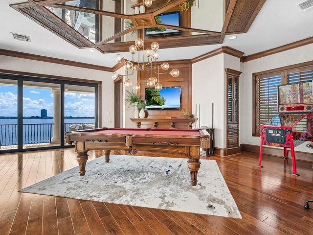 1436 JOHN RINGLING PARKWAY, Sarasota, FL 34236