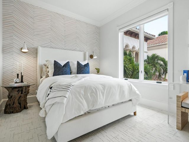 1436 JOHN RINGLING PARKWAY, Sarasota, FL 34236