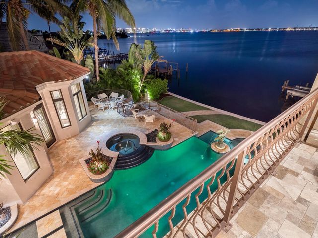 1436 JOHN RINGLING PARKWAY, Sarasota, FL 34236