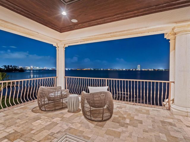 1436 JOHN RINGLING PARKWAY, Sarasota, FL 34236