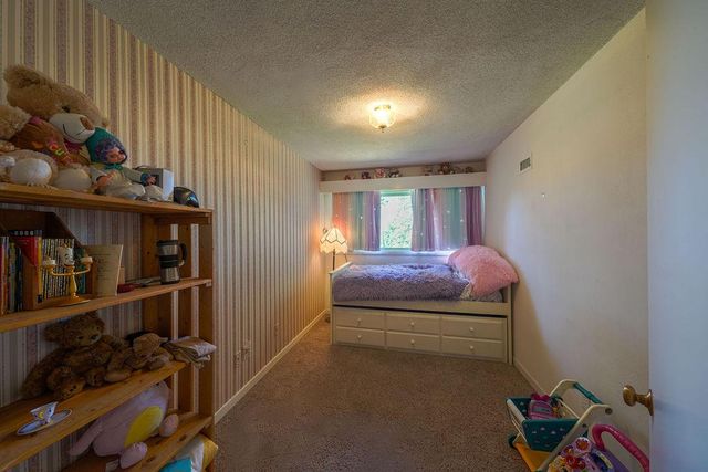 10209 Ranch Rd, Rough And Ready, CA 95975