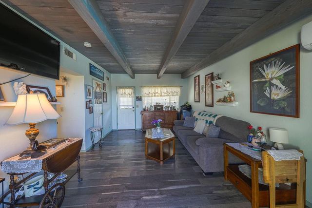 10209 Ranch Rd, Rough And Ready, CA 95975