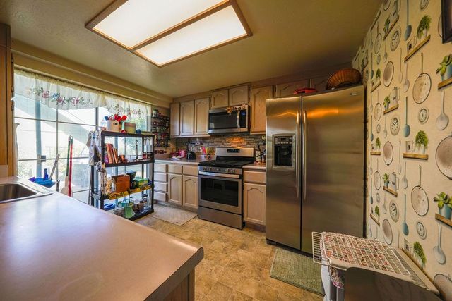 10209 Ranch Rd, Rough And Ready, CA 95975