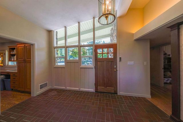 10209 Ranch Rd, Rough And Ready, CA 95975
