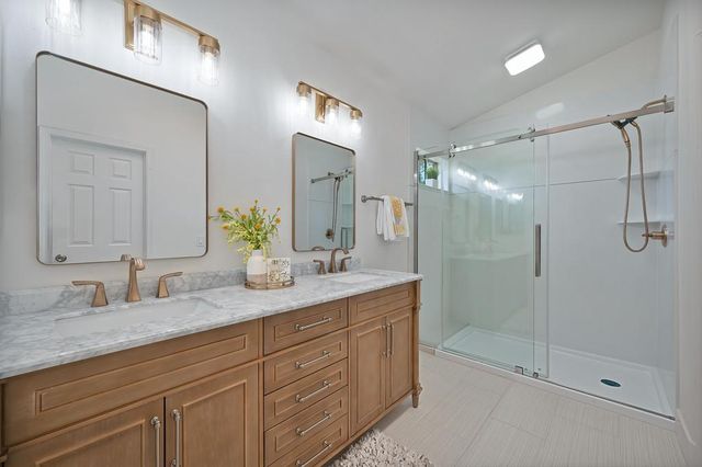 8320 Leda Ct, Antelope, CA 95843