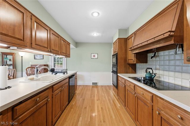 2044 S Belvoir Boulevard, South Euclid, OH 44121