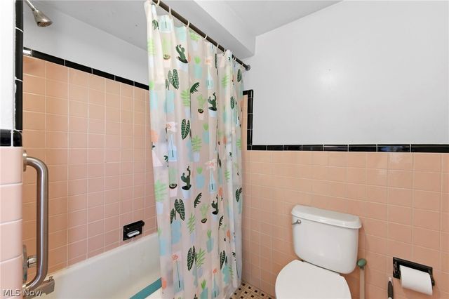 2044 S Belvoir Boulevard, South Euclid, OH 44121