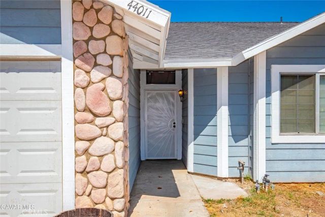 44011 11th East, Lancaster, CA 93535