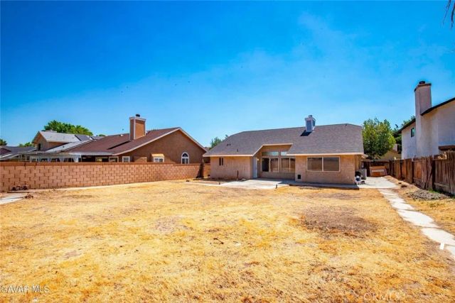 44011 11th East, Lancaster, CA 93535
