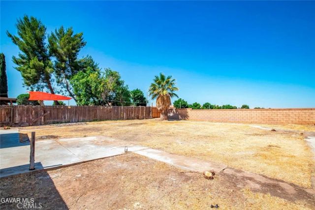 44011 11th East, Lancaster, CA 93535