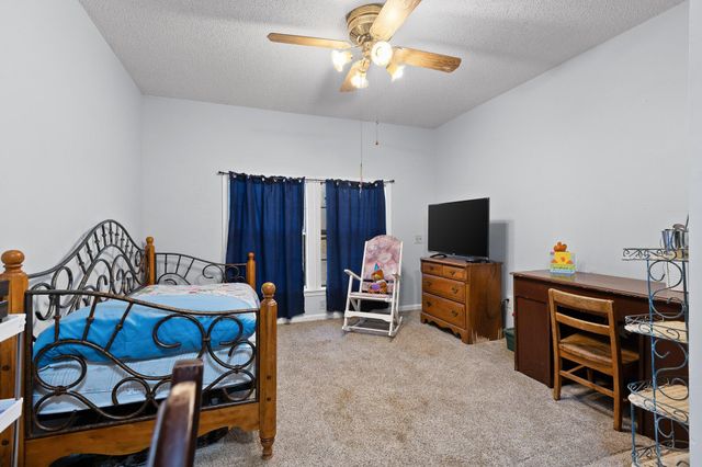 1102 Collins Circle, Chattanooga, TN 37411