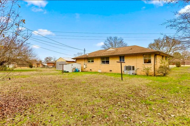 1102 Collins Circle, Chattanooga, TN 37411