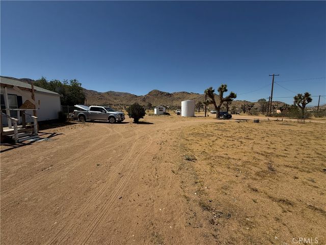 15911 Thomas, Apple Valley, CA 92307
