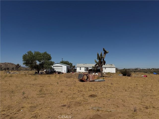 15911 Thomas, Apple Valley, CA 92307