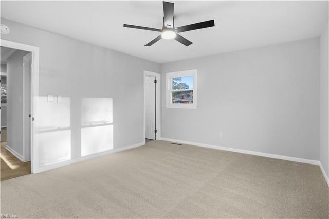 3 Marilea CIR, Newport News, VA 23606