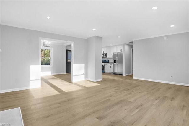 3 Marilea CIR, Newport News, VA 23606