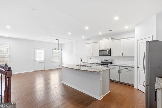 828 Royal Red Court, Mcdonough, GA 30253