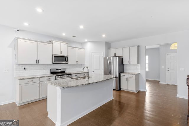 828 Royal Red Court, Mcdonough, GA 30253