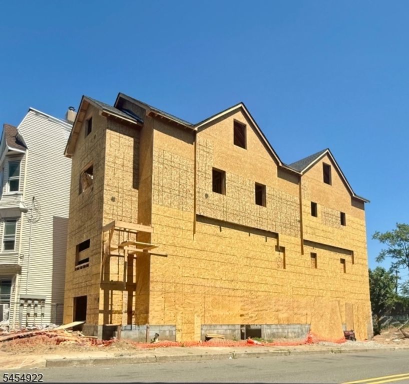 153 Spring St, Paterson City, NJ 07501 — photo 3